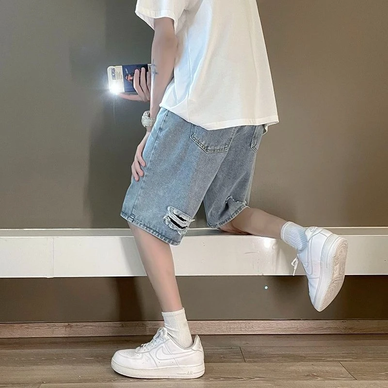 

2026 New Men's Distressed Denim Shorts Loose Fit Summer Lightweight Comfort Outdoor Style