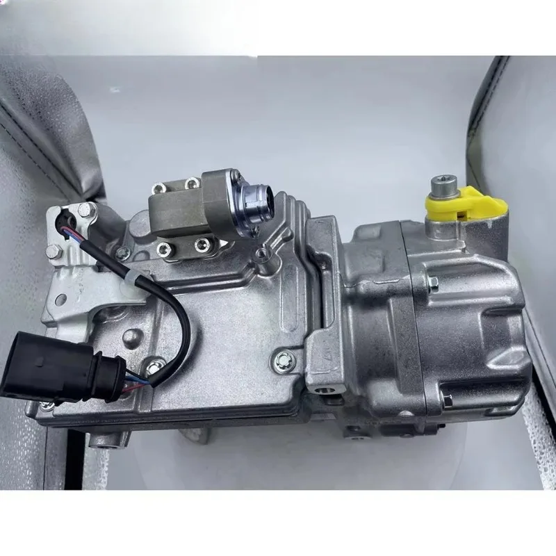 Electric Car Air Conditioner Compressor for Q5 A6 Q7 A8 Hybrid  4G0260797 4G0260797A 8R0260797 8R0260797c 8R0260797D