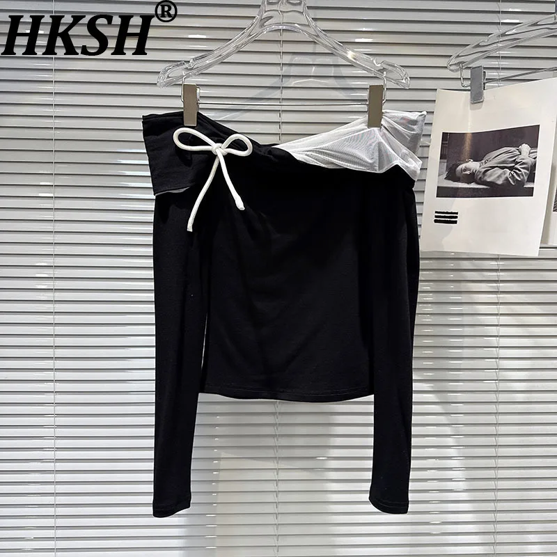 

HKSH Autumn New Women Chic T-shirt Bowknot Off-Shoulder Long Sleeve Contrast Color Sexy Elegant Stylish High Street Tops HK10193