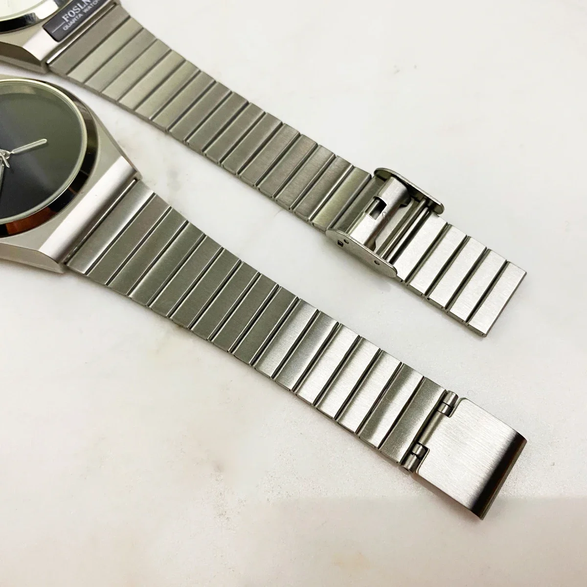 

Couple Watch Sterile Dial Minimalist Bauhaus Design Quartz Watch relogio