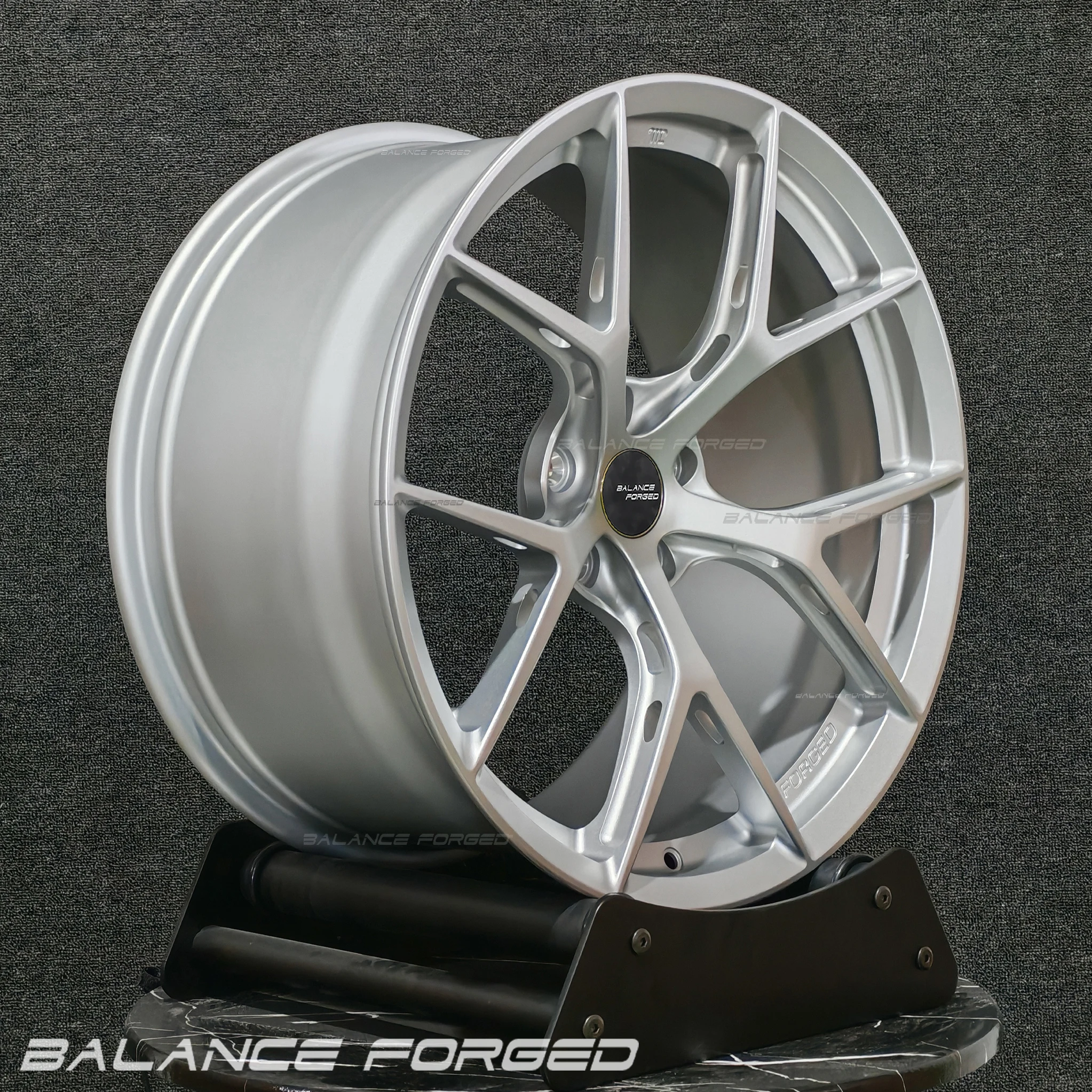 

WOA FI-R Forged Car Rim Concave Monoblock Forged Aluminum Wheel For Mercedes BMW Audi R8 991 GT3 5x112 5X120 5x130 19 20 21 Inch