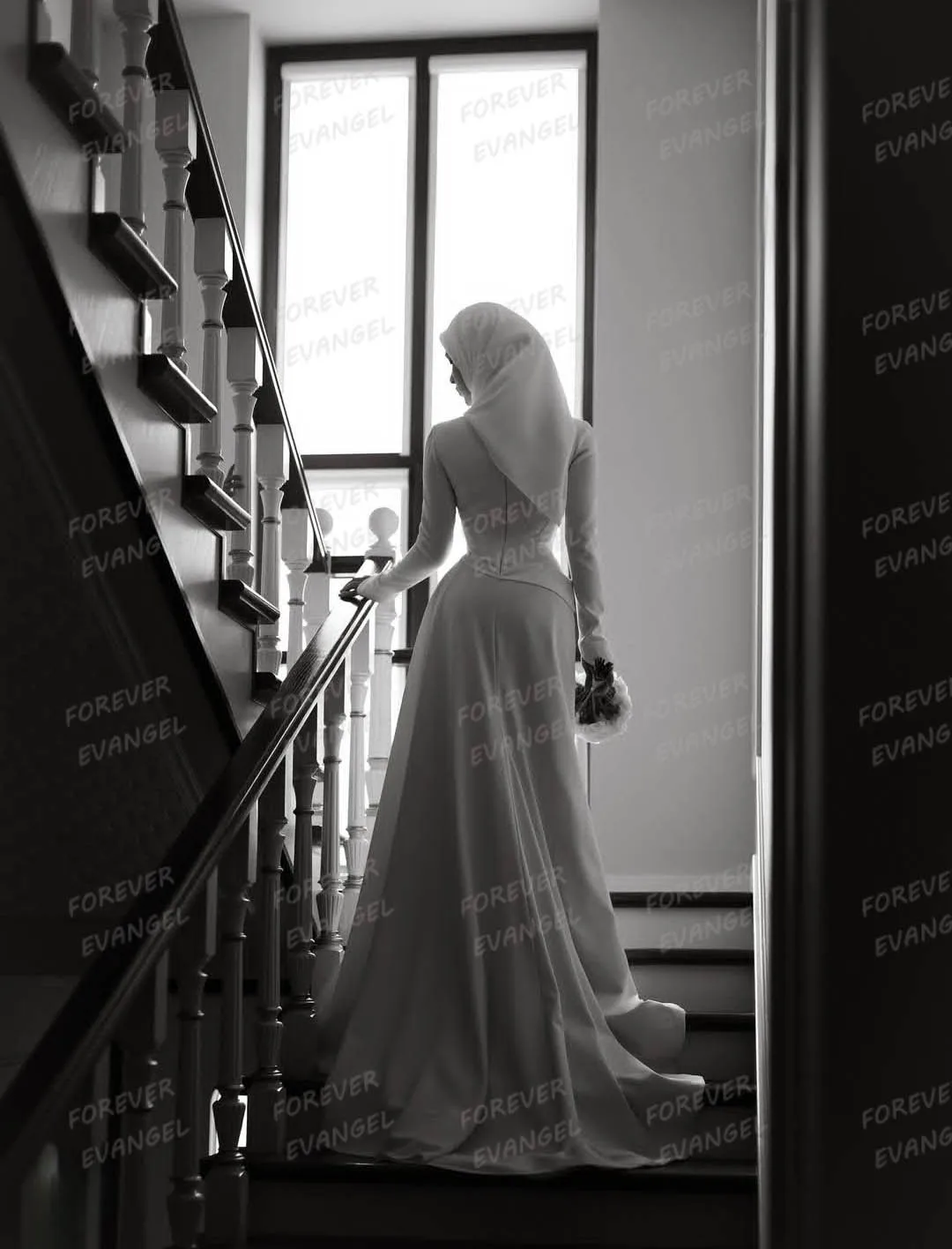 Thumbnail 4 - #2 Discounted Womens Long Sleeve Wedding Dress Worth Buying