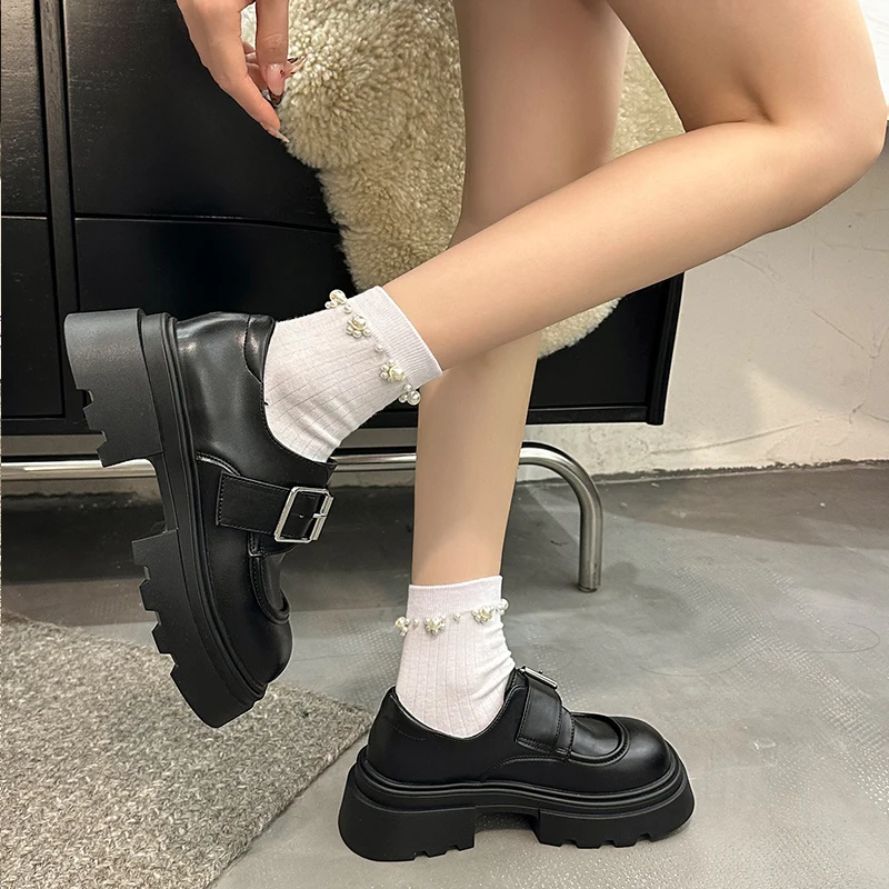 Sepatu pantofel wanita, sneaker Platform Oxford hitam rata gaya Inggris Slip-on musim gugur dan dingin untuk perempuan