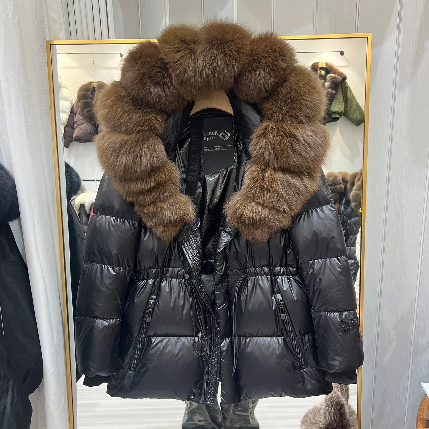 2025 winter new down jacket women's short loose thickened fox big fur collar white duck down fashion versatile jacket