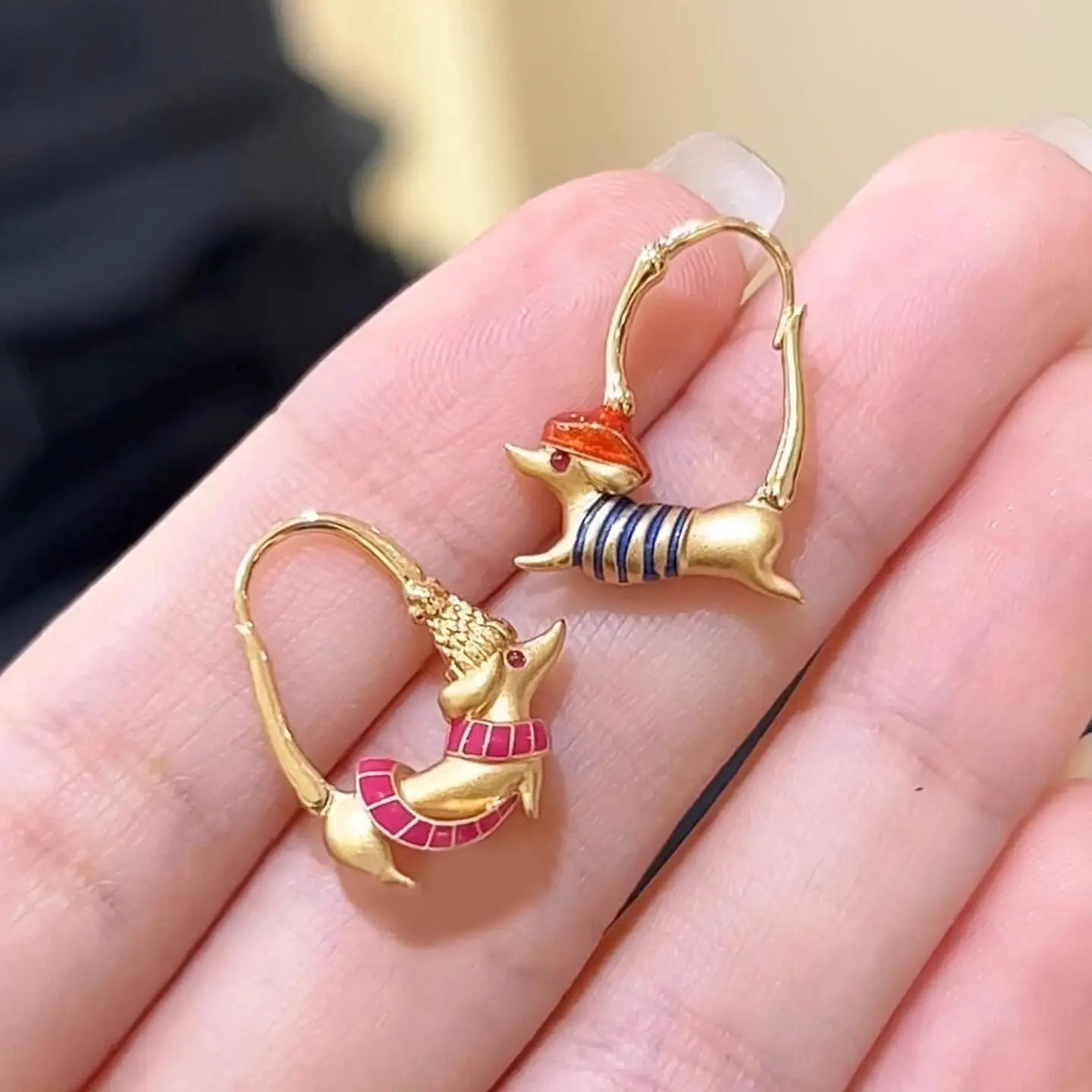 Dachshund Pet Earring For Women Cute Dog Shape Hoop Earrings Striped Scarf Hat Design Cartoon Animal Earrings Party Jewelry
