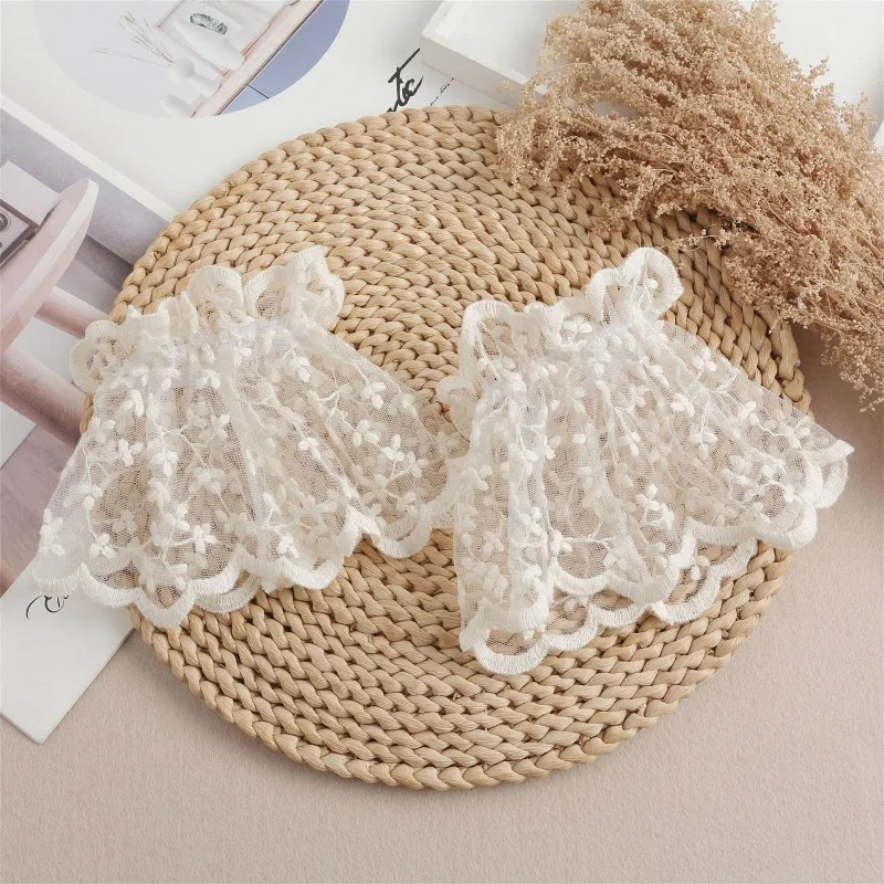 French Lace Fake Cuffs for Womens Elegant Apricot Colored Fake Sleeves False Sleeve Cuff Hollow Out Flared Wrist Cuff Decorative