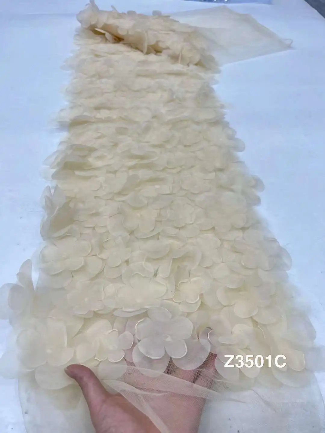 Tissu en dentelle de tulle français pour la couture de fête, dentelle de haute qualité, tissu de dentelle de fleurs 3D brodées africaines nigwin, 5 mètres, 2024