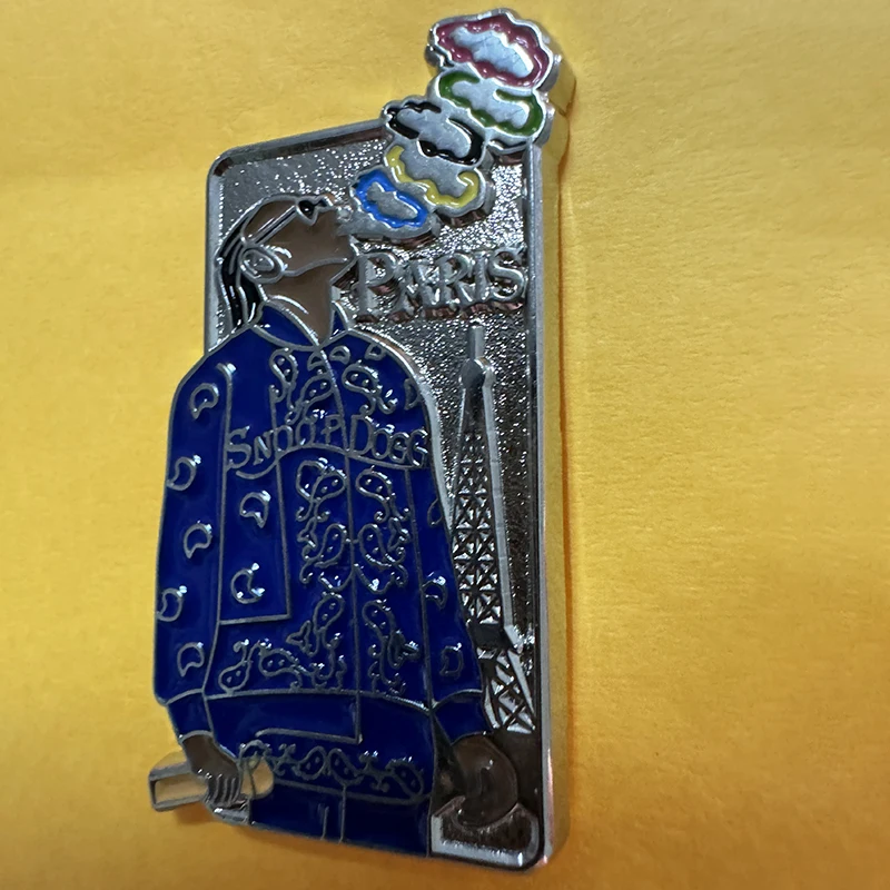 2024 bros Snoopdogg Pin Snoop Dogg Enamel Pin lencana Hiphop mode perhiasan bros khusus Souvenir koleksi