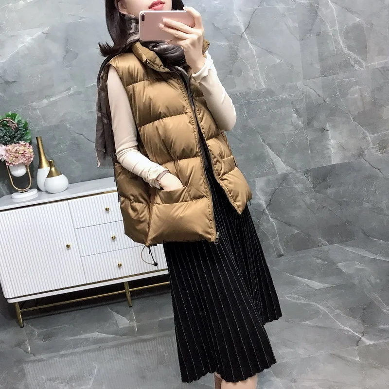 

Women's Loose Thiened White Goose down Vest 2025 Autumn Winter New Sle Faionable Quilted Jaet Zipper Closure