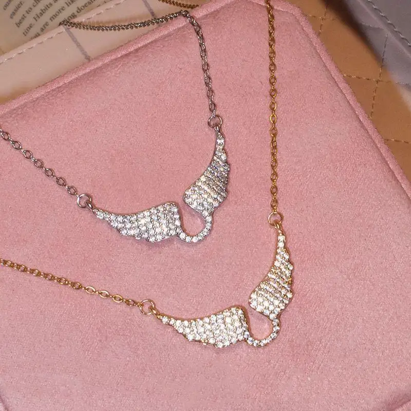 Shiny Rhinestone Angel Wing Necklace Sparkling Wing Collarbone Chain Elegant Fashion Party Jewelry Accessories for Women Chokers