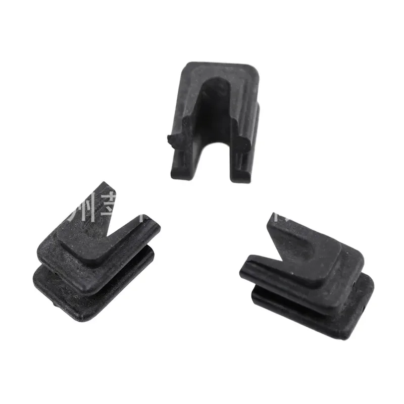 Nylon Chain Slider Guard 0GR0-051006 Compatible with CFMOTO 400 500 Motorcycle ATV Accessories Durable Plastic Skid Plate