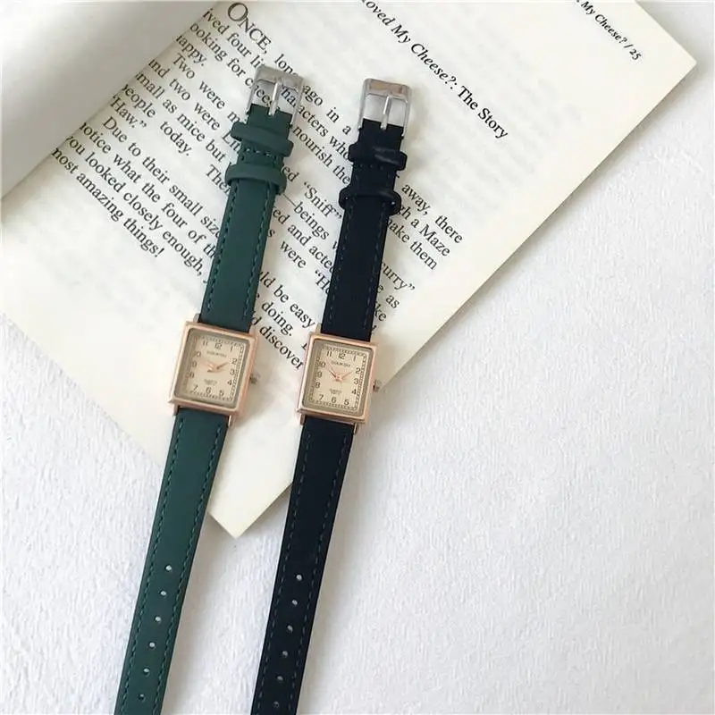 Relógio minimalista quadrado ultra fino para mulheres, mostrador pequeno, pulseira de couro, quartzo antigo, nicho