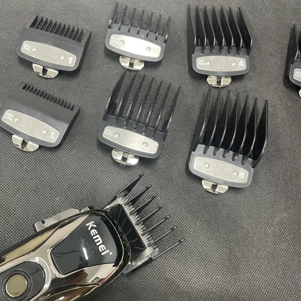 Professional 8 Pcs Hair Clipper Limit Comb 1.5 4.5mm Cutting Guide Attachment Barber Replacement Combs For Kemei KM-1990 809A