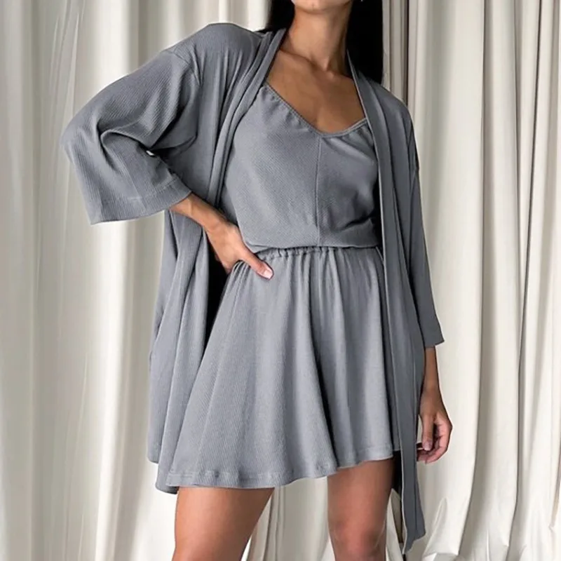 

European American Women's Three Piece Pajama Set Knitted Long Sleeve Nightgown with Suspender Shorts Stylish Pit Stripes L Size