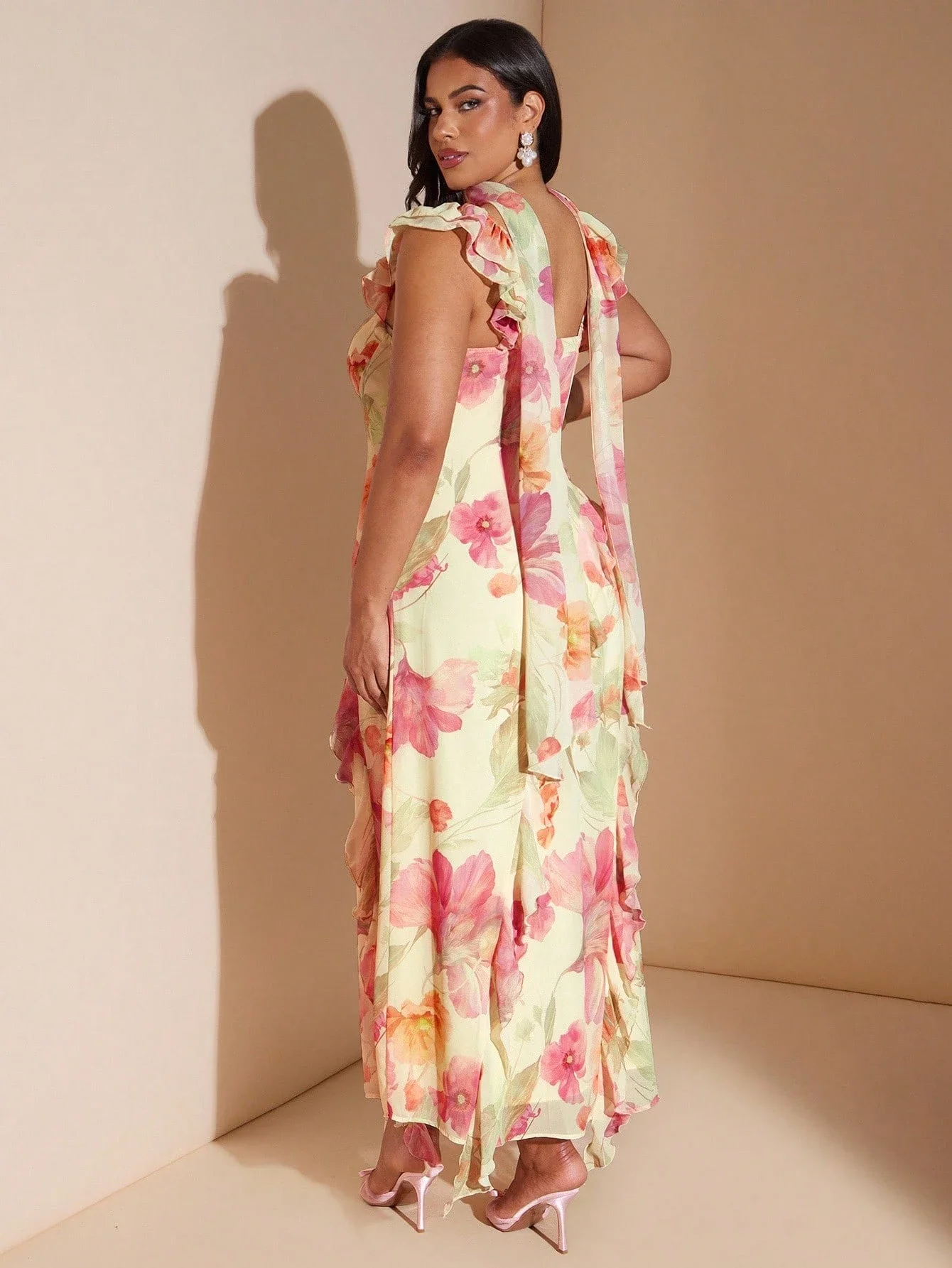 

Elegant Floral Print Ruffled Maxi Dress With High Slit And Chiffon Fabric
