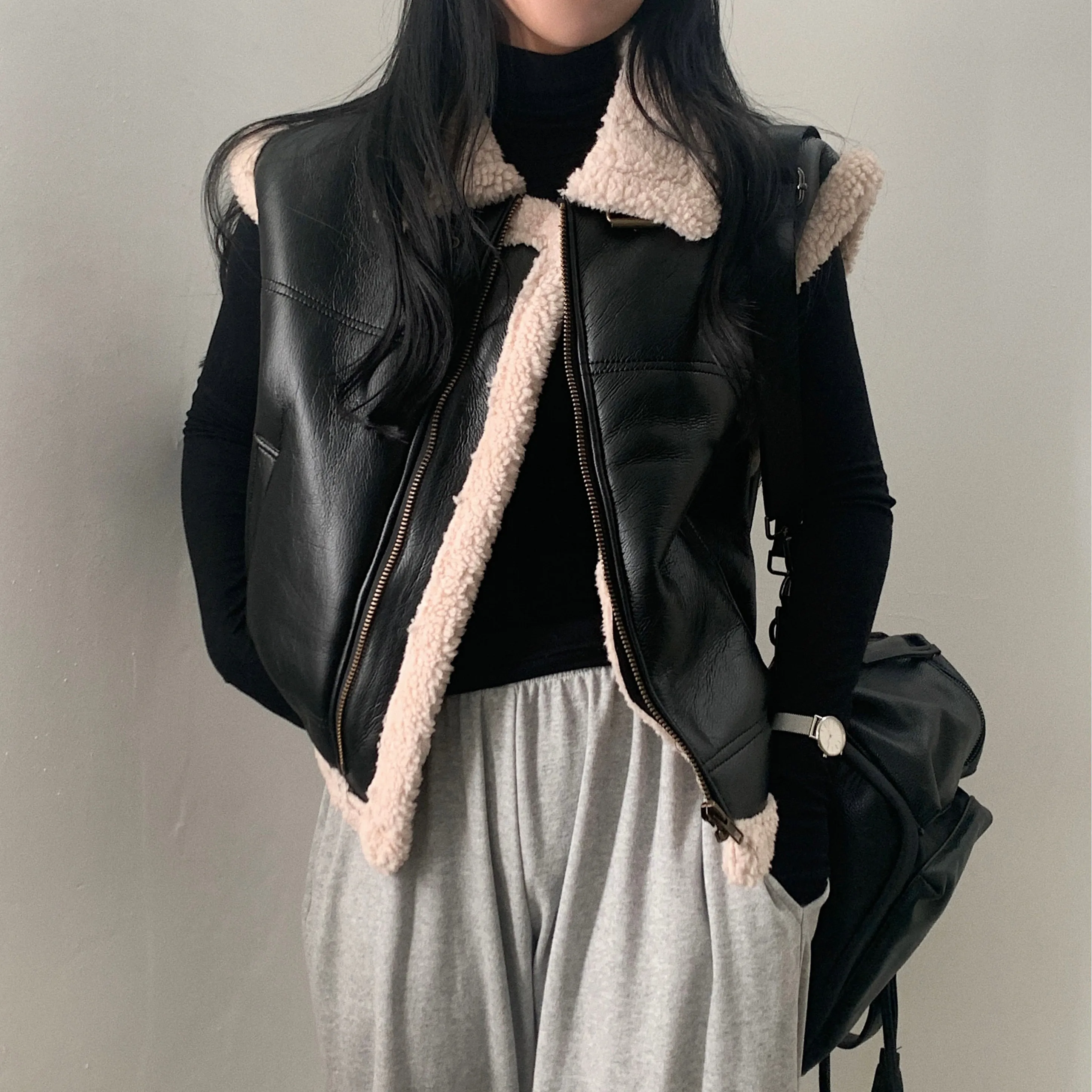 

Women's Chic Loose Fur Leather Vest Autumn Winter Design Simple Matchable Turn-down Collar Top Vintage Sle Long Sve Coat