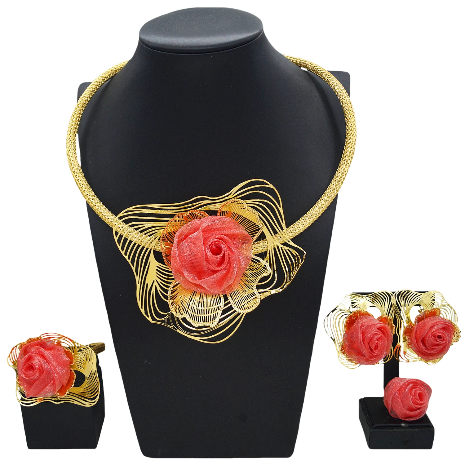 Yulaili's new romantic wedding four-piece set of exquisite advanced elegant red flowers for couples to propose dating gifts