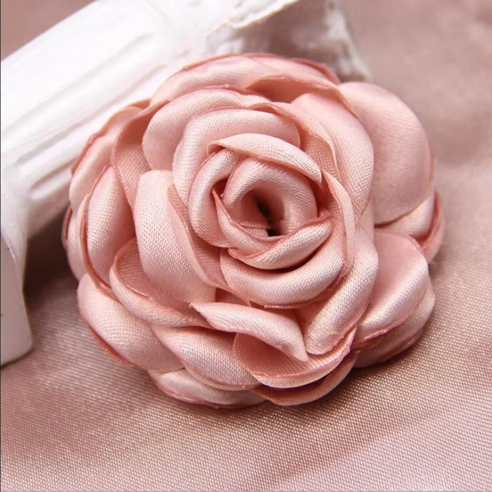 5 szt. 5CM ręcznie robiony sztuczna główka kwiatu z satynowa róża tkaniny dla do ręcznych robótek na wesele dekoracje dla domu
