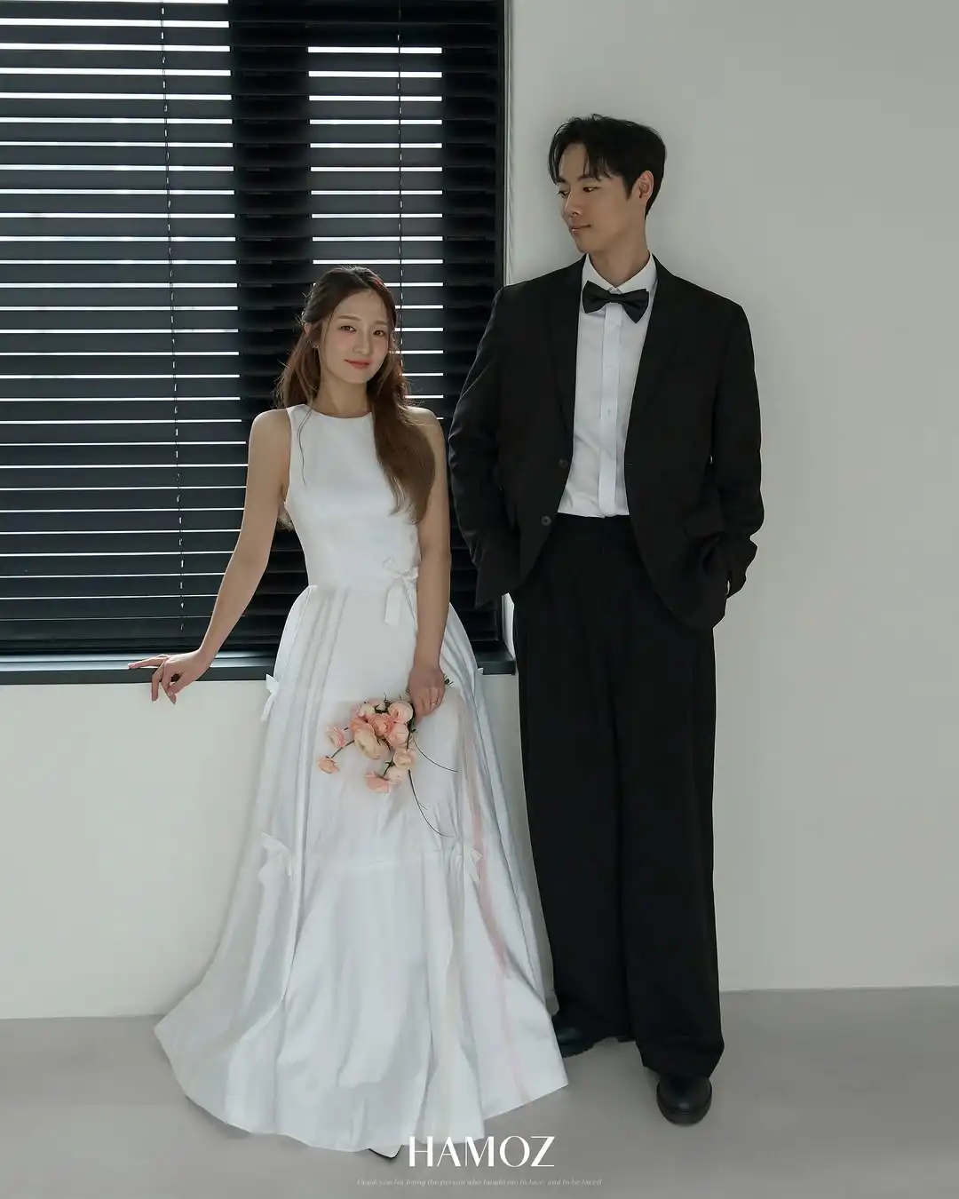 Sondr vestidos de casamento coreanos, gola redonda, sem mangas, laço personalizado, vestidos de recepção, elegante, vestido de noiva