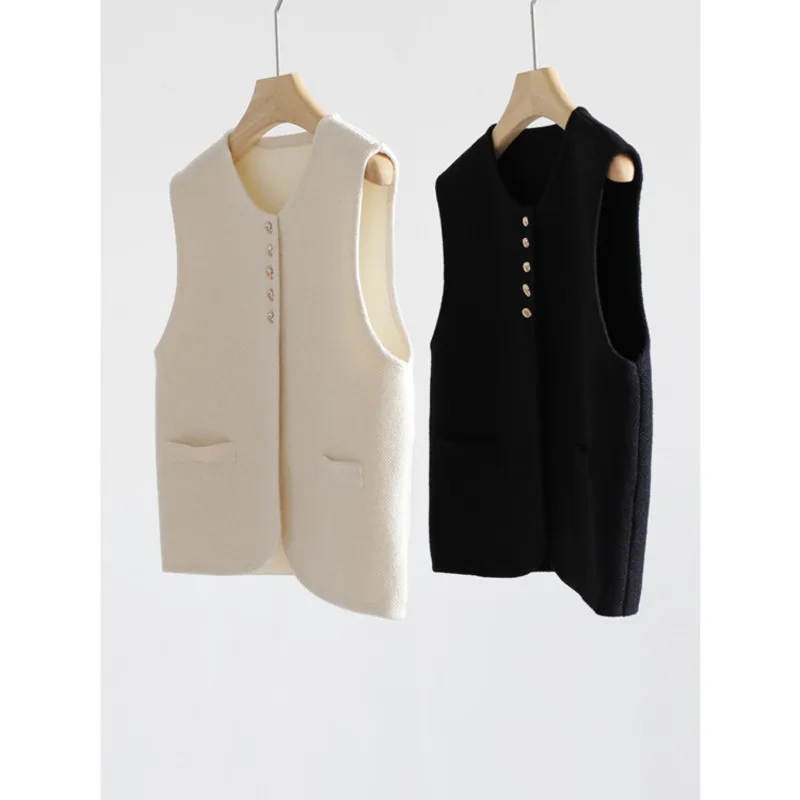 Autumn Gold Bean Button Knitted Cardigans Vests Women Round Neck Sleeveless Straight Tops