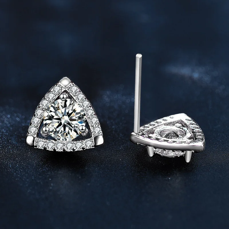 Korean-style fashionable moissanite 925 sterling silver triangular earrings, elegant ear accessories wholesale