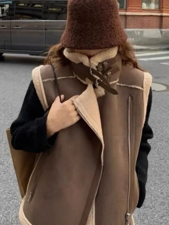 

Стильная женская укороченная куртка-жилет из овечьей шерсти с эффектом омоложения, утепленная, модная, из полиэфирного волокна, на молнии