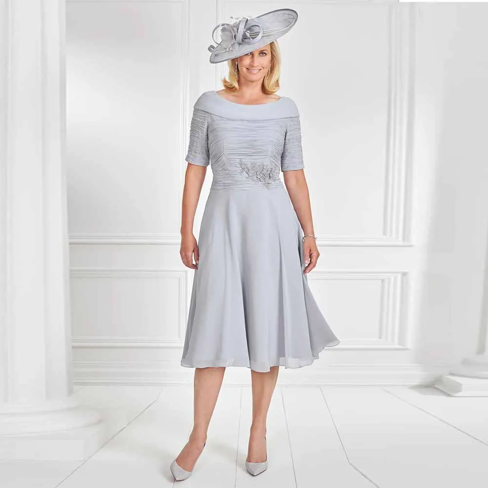Customized Women's Cocktail Party Gowns Chiffon A-line Prom Dress Grey O-Neck Ruched Applique Mother of the Bride Dresses Midi
