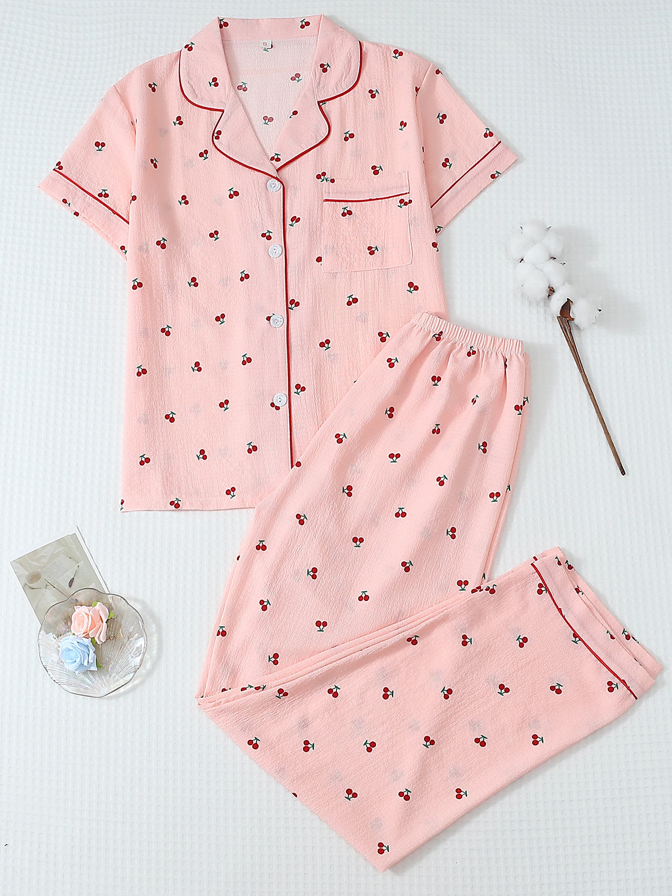 2-Piece Comfortable Cherry Print Pajamas Set with Short Sleeves and Long Pants for Women, Suitable for Home Use