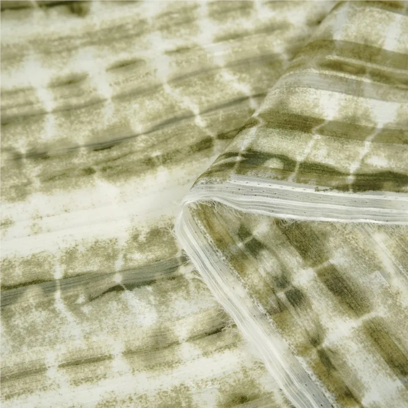 Skin-friendly and comfortable green irregular circle tie-dyed fabric designer for Hanfu shirts trousers cheongsams