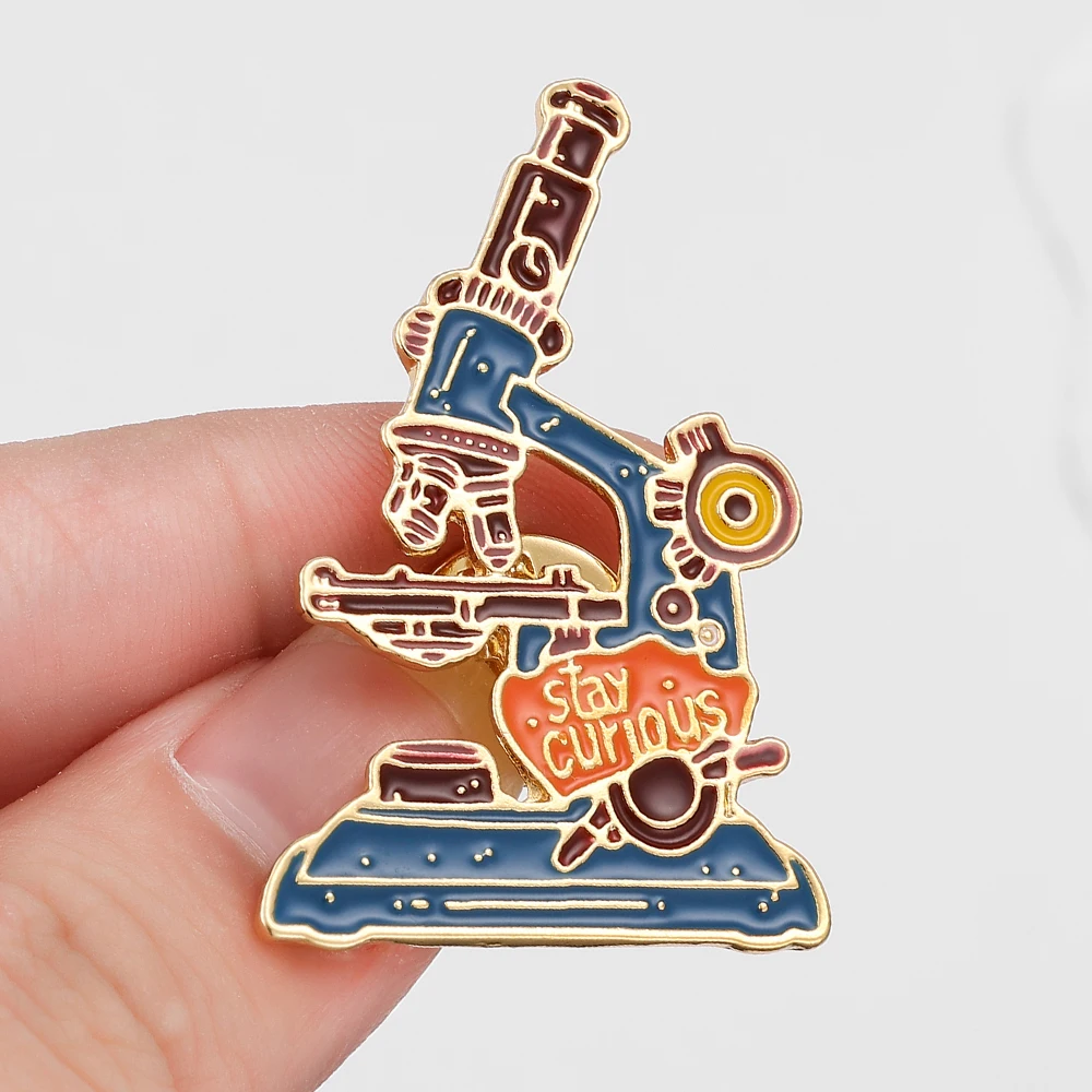 Science Microscope Enamel Brooch Pin Stay Curious Biology Lapel Badge Collectible Jewelry Gift for Doctor