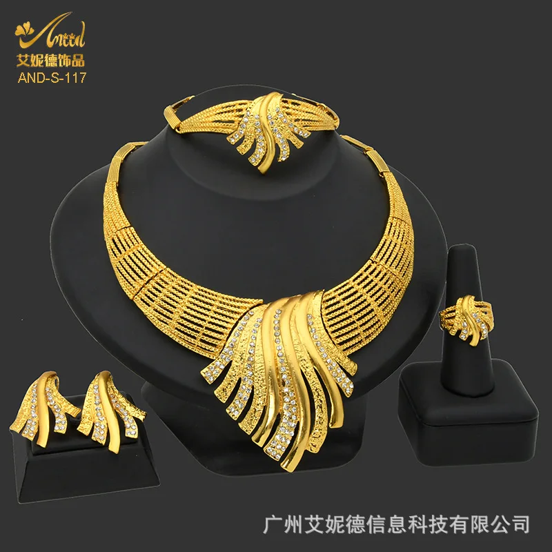 

Wedding Women Irregular Diamond-Studded 4-Piece Set 24K Gold AU999 - Exclusive bridal style, unified design with unique diamonds