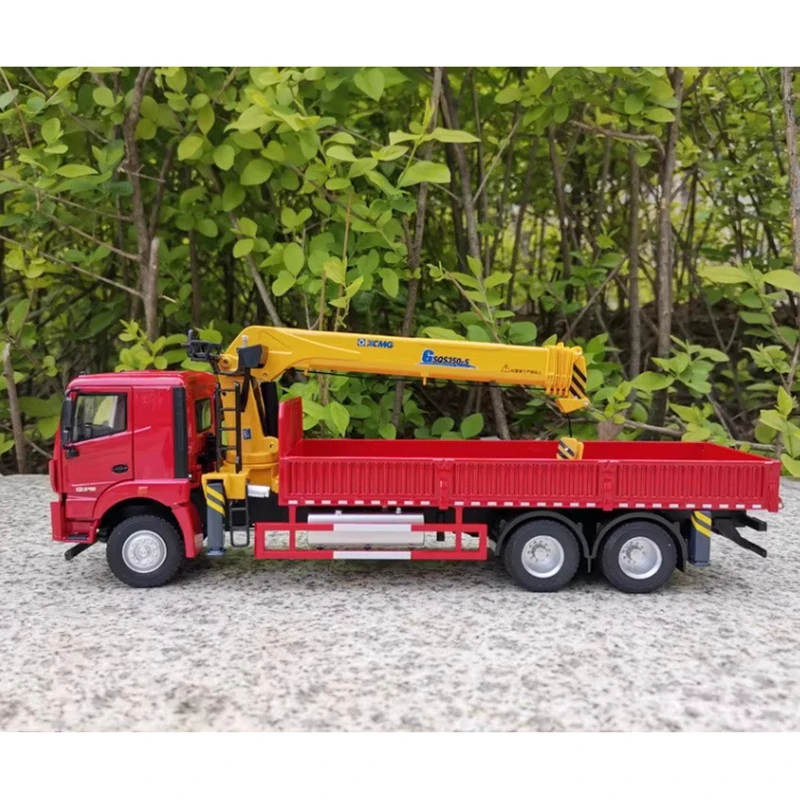 Diecast 1:35 Scale XCMG Integrated Truck Crane Alloy Truck Model Collection Souvenir Ornaments Display Vehicle Toys