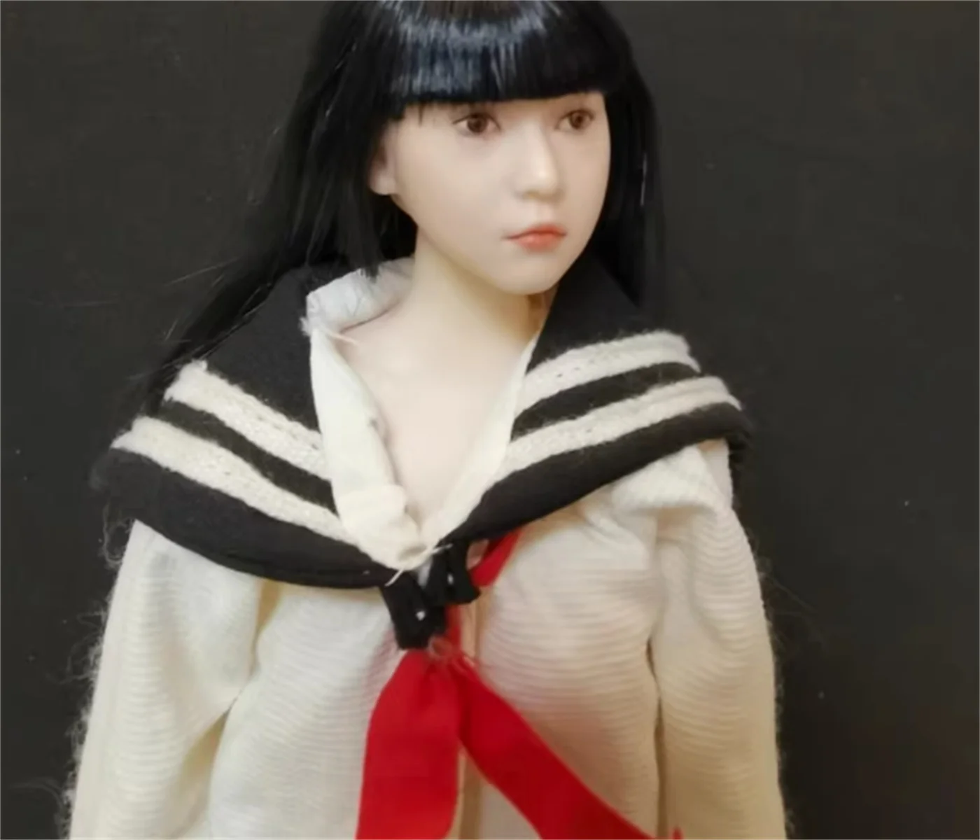 

1/6 Scale Little loli Girl Cute Head Sculpt pale 2.0 Head Carving Kid Model Fit 12'' Female Soldier Action Figure Body