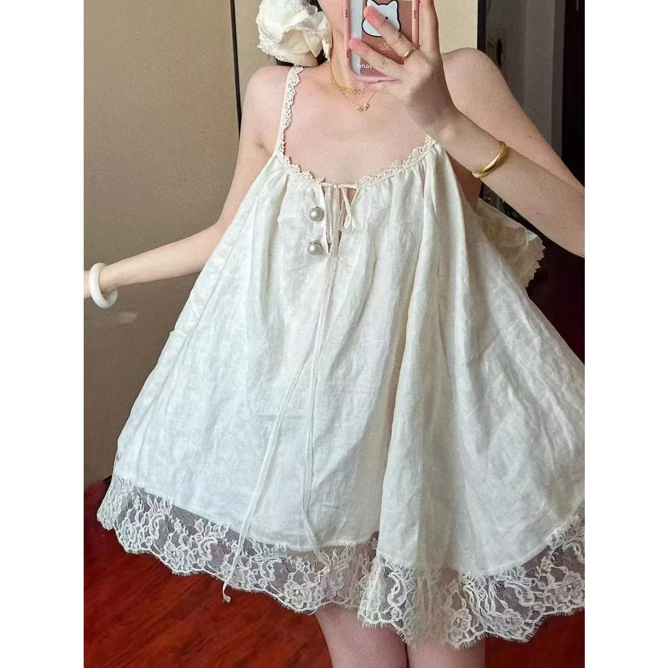 Summer Women Sling Dress for home and outdoor wear, Large size White French Palace Lace Suspender Pajamas Sexy Loose Nightdress
