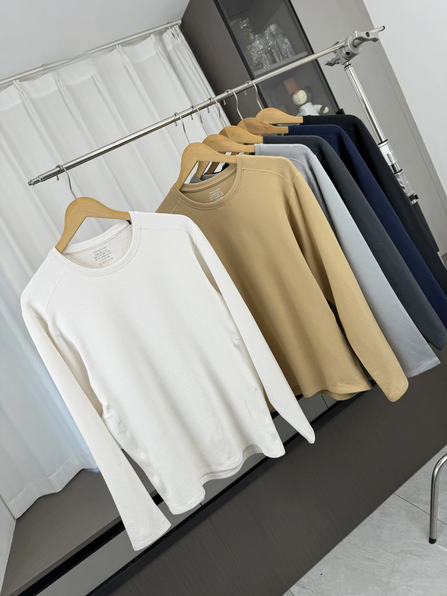 Men's Warm Pure Color round Neck Long Sleeve Base Shirt Comfortable Breathable Woolen T-Shirt Antistatic Casual Style Base Layer