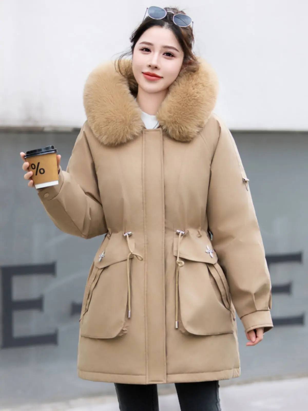 

Женская осенняя парка: эластичная, спортивная, устойчивая к сминанию, с водоотталкивающим покрытием, многослойная, теплая, утепленная, с кружевными вставками, на молнии, хит продаж