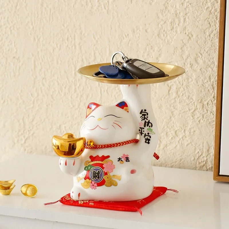 Ceramic Lucky Cat with Storage Tray Maneki Neko Cat Statues Sculptures Key Holder Modern Figurine for TV Cabinet Home Decoration