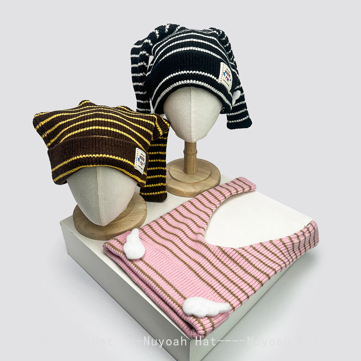 

New Women Niche Stripe Patch Letters Funny Knitted Hats Warm Shawl Fashion Casual Beanies Outdoor Versatile Korean Couple Scarf