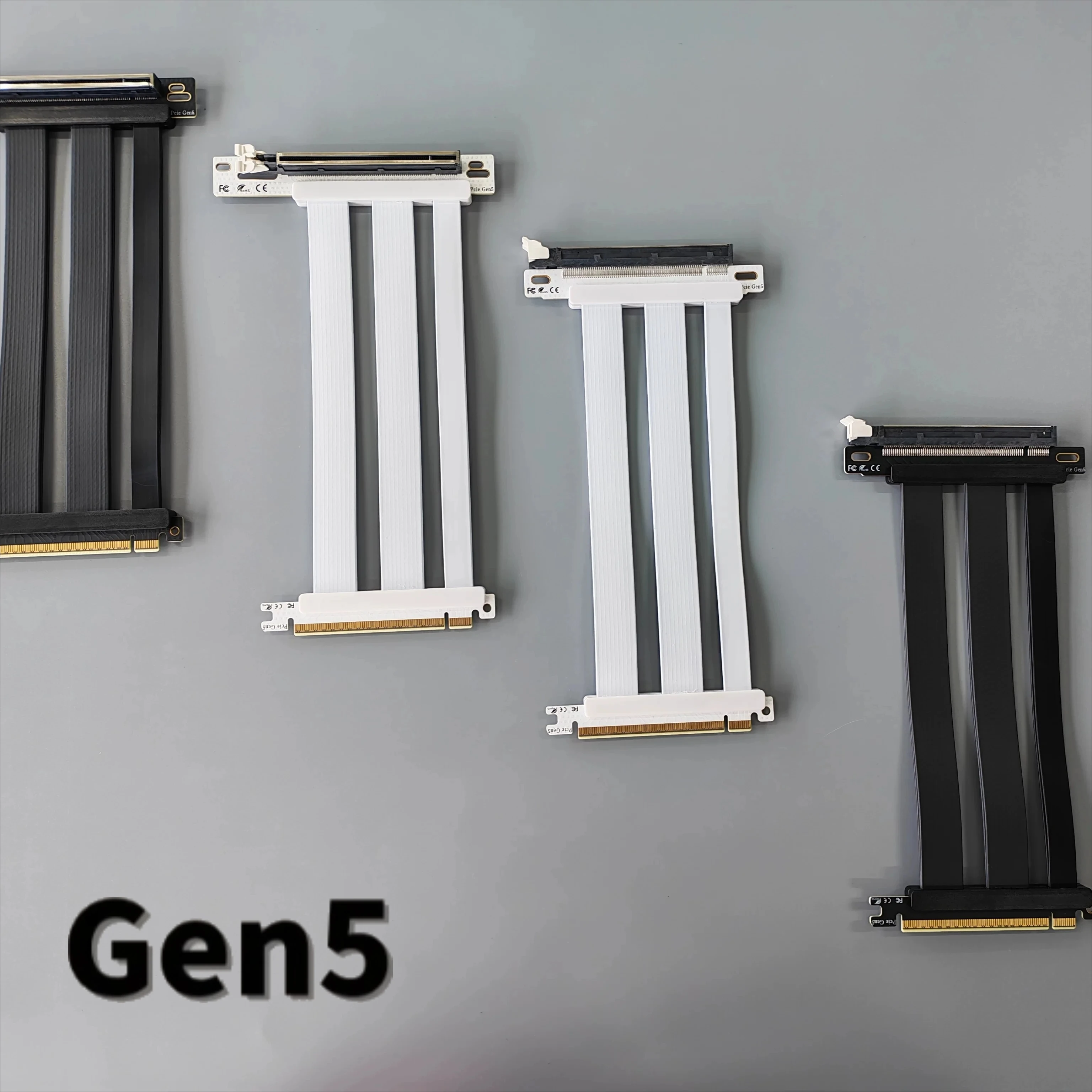 

White PCI-E PCI Express 5.0 X16 Riser Cable- 90° GPU Graphics Extension GEN5 for RTX5090/4090 & RX7900 NVIDIA AMD GPUs 15cm/20cm