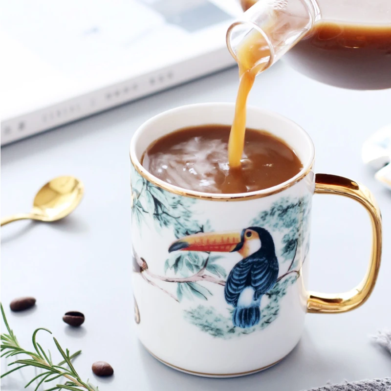 

Nordic Creative Gold Put Mug Animal British Ceramic Cup Afternoon Tea Milk Coffee Juice with Cover Spoon Home Drinkware Tea Mug