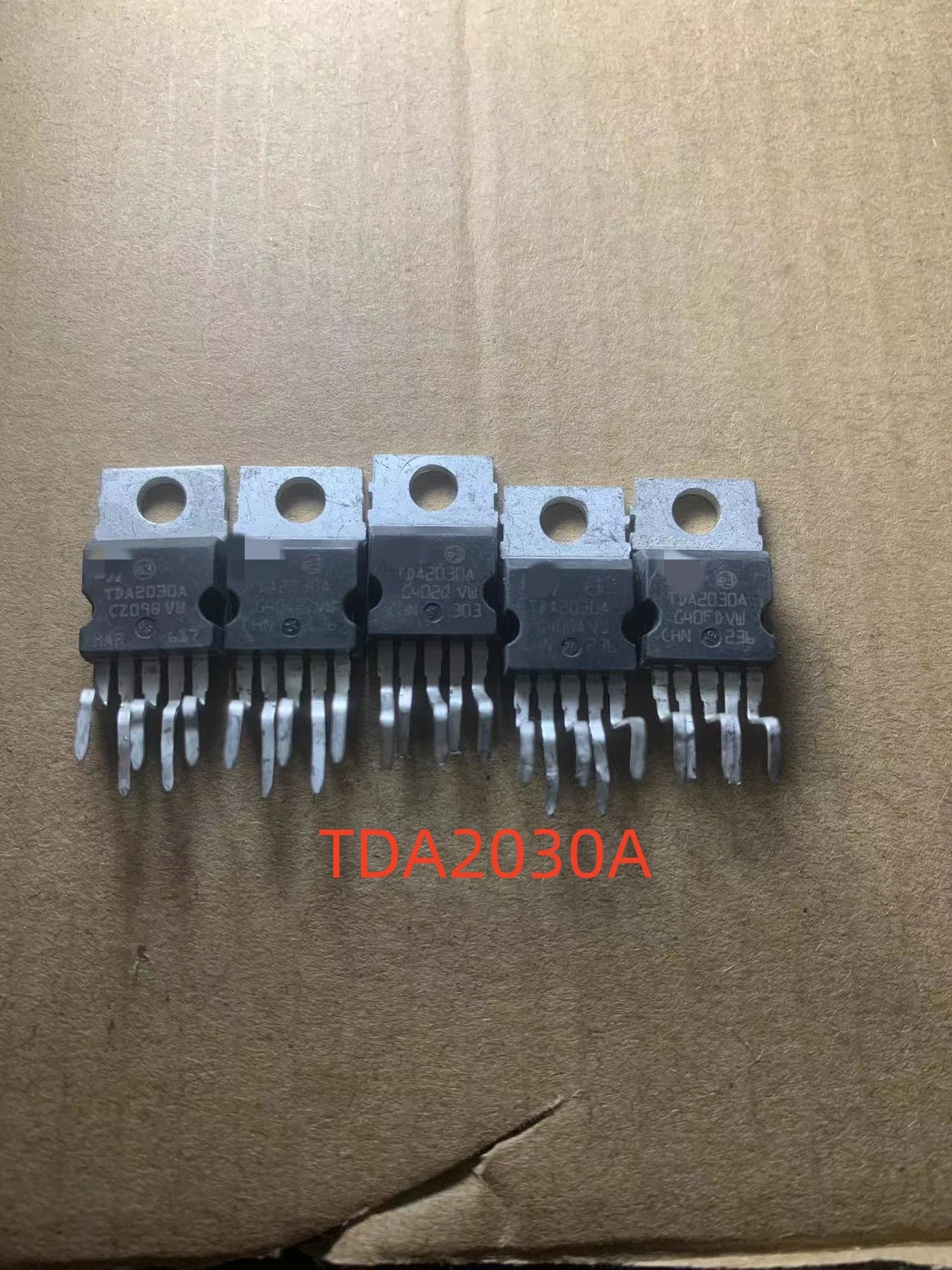 

Original imported disassembly machine TDA2030A high-fidelity audio power amplifier power amplifier tube kit IC chip