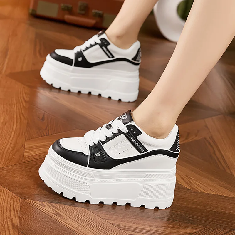 

Fashionable Women's Thick-soled Shoes Spring New Platform Casual Shoes Fashion Versatile Inner Height Increasing Women's Shoes