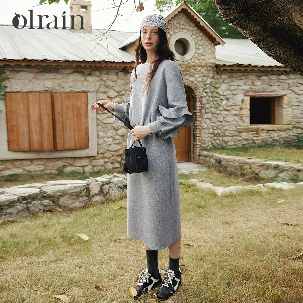 

OLrain Women's Skirt Set Two Pieces 2026 Spring Commute Spliced Ruffles Cuff Tops Straight Skirts Lady Knitted Suit O58CE003185