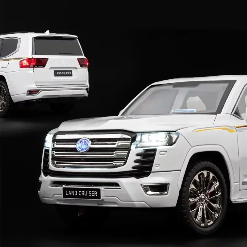1:18 Land Cruiser LC300 SUV Simulation Diecast Metal Alloy Model car Sound Light Collection Kids Toy Gifts