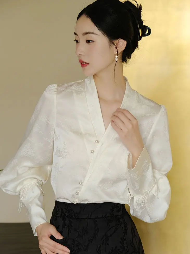 Chinese Style Knot Button Tassel Shirt 2026 Women Spring Autumn V-Neck Puff Sleeve Blouses Femme Elegant Retro Hanfu Shirt Top