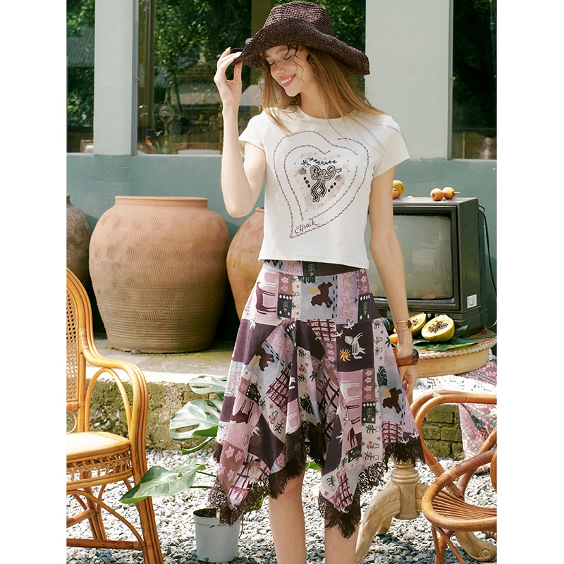 ELFSACK Women's Mini Skirt with Horse Patchwork Mural Print & Lace Trim Irregular Hem, High Waist Woven Casual Bottom for Summer