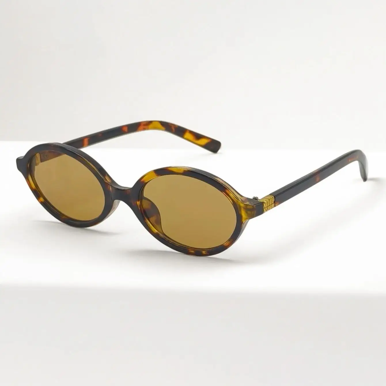 

1 шт. женские овальные ретро модные универсальные уличные фотографии пляжные модные очки повседневная одежда одинаковые аксессуары, подарки