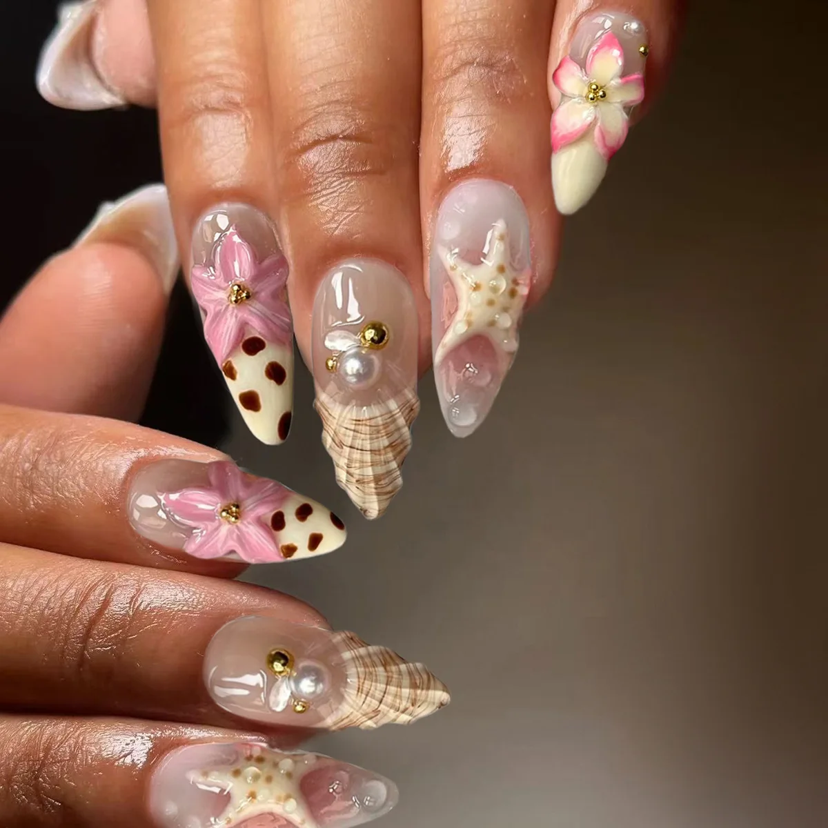 

24Pcs Mid-length Almond Fake Nails French 3D Flower Starfish Design Press on False Nails Pearl Detachable Full Cover Nails Tips