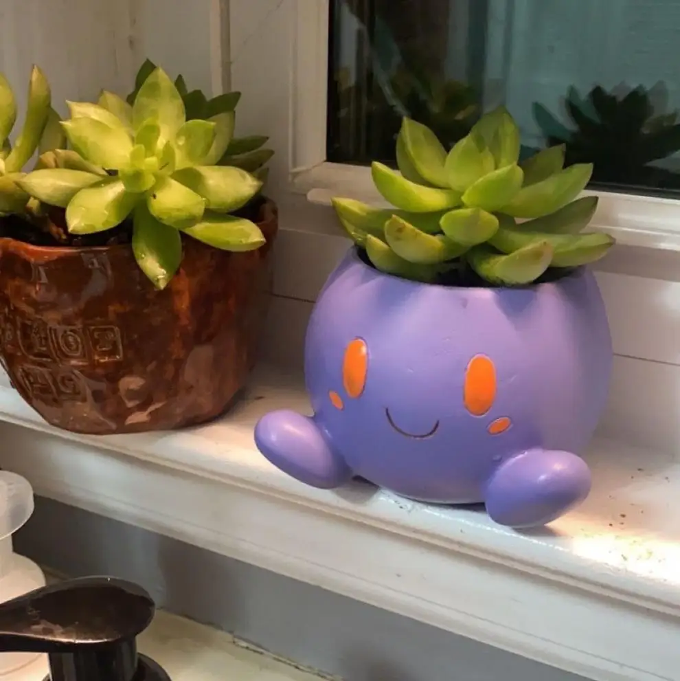 Figurine de dessin animé Pokemon violet, modèle de personnage mignon et étrange, décor de bureau pour chambre à coucher, jouets kawaii, cadeau de noël
