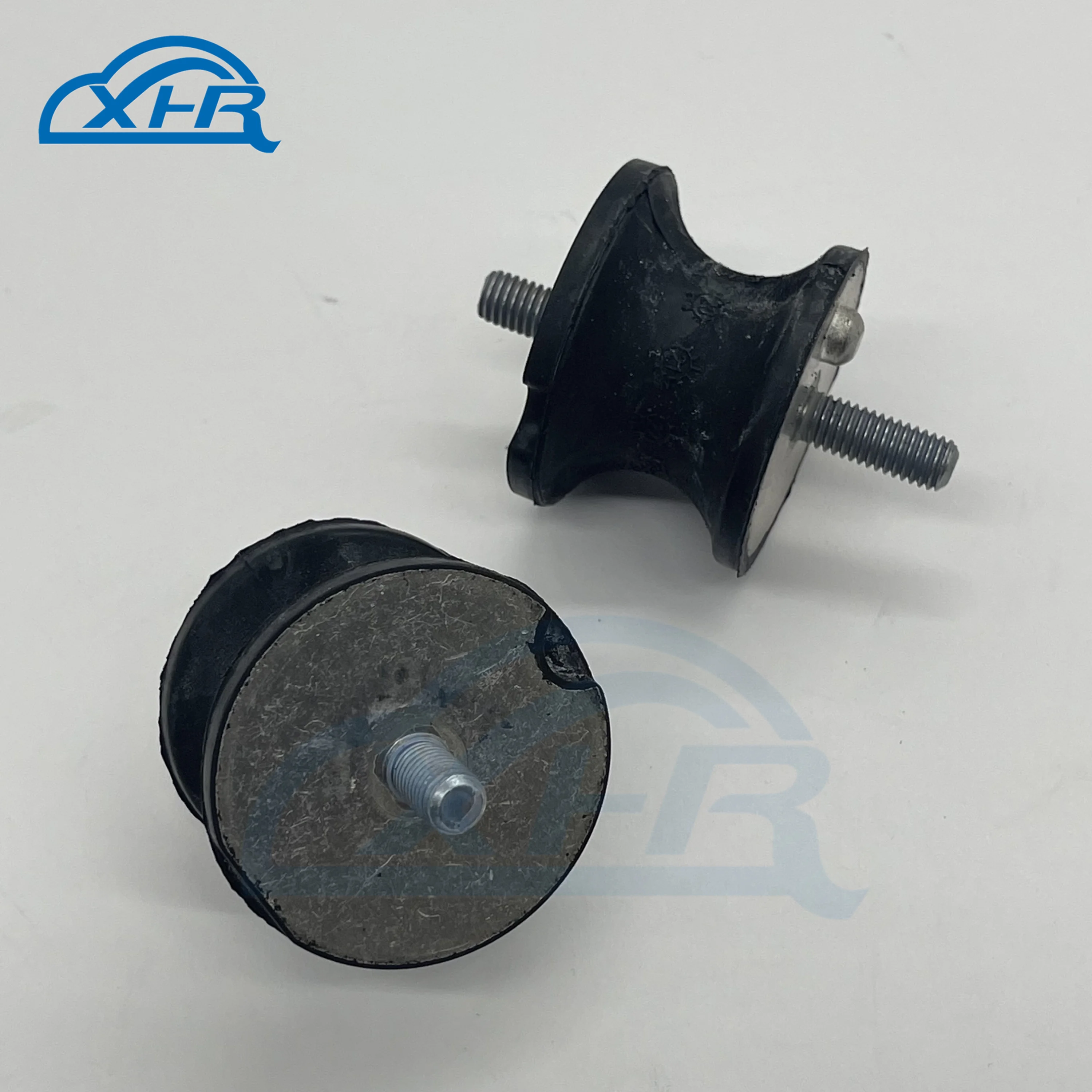 2PCS เกียร์วงเล็บยาง BUSHING สําหรับ BMW 110i 320i 325i 520i 523i X5 X6 X3 E39 E36 E90 F10 OEM: 22316799330